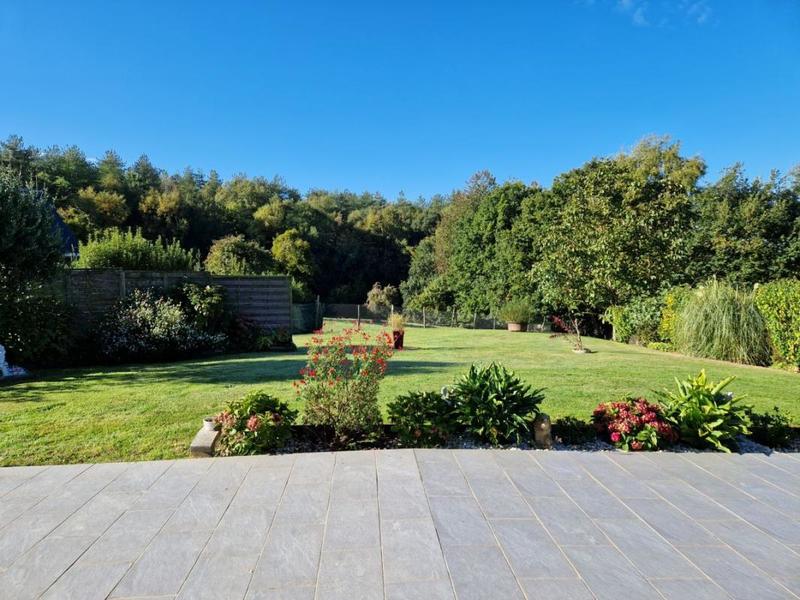 Pavillon - 158 m² - 6 pièces