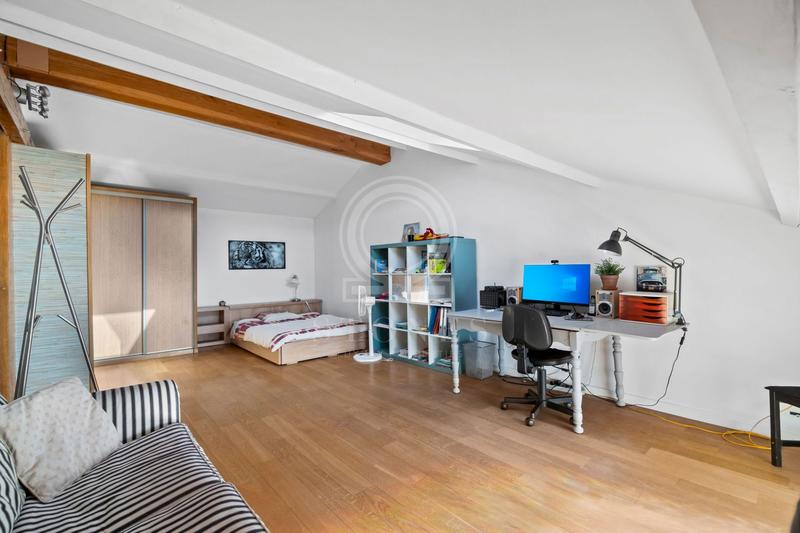 Maison ancienne - 220 m² - 7 pièces