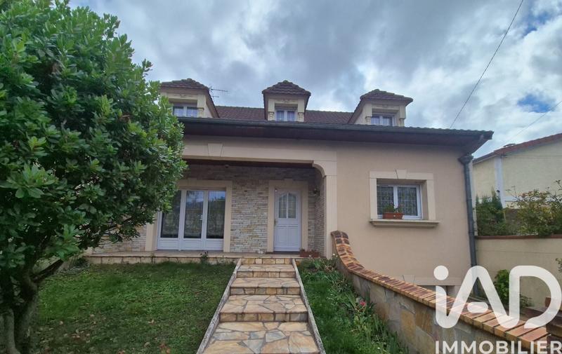 Maison - 125 m² - 7 pièces