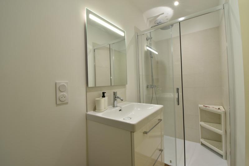 Studio - 25 m² - 1 pièce