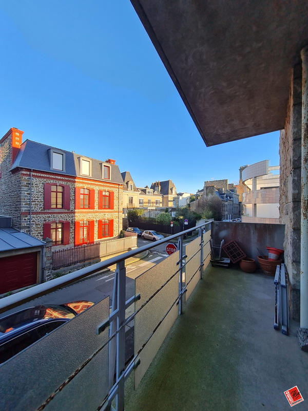 Appartement - 120 m² - 5 pièces