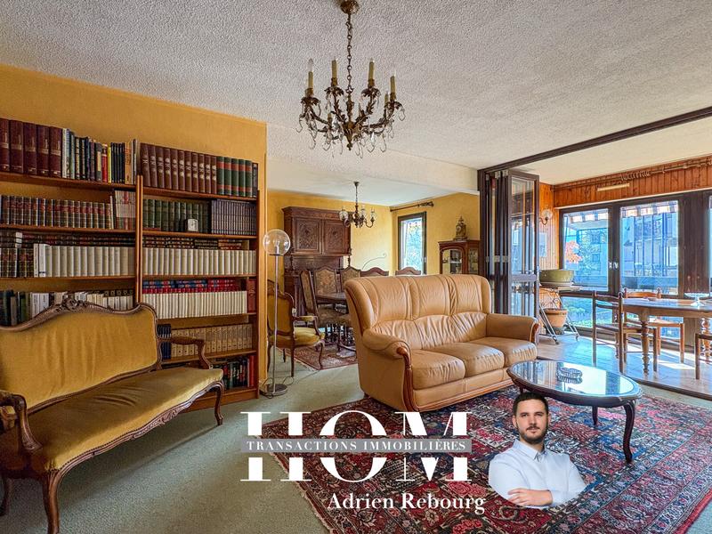 Appartement - 100 m² - 5 pièces