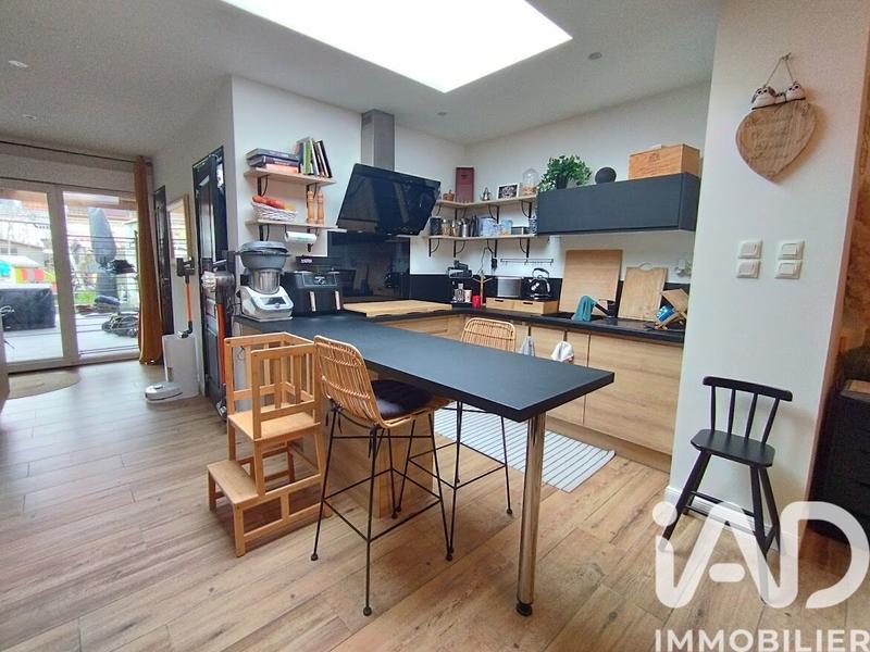 Maison - 88 m² - 3 pièces