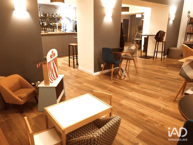 Local commercial - 238 m²