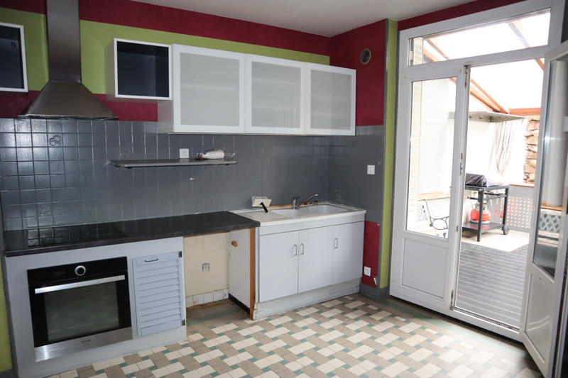 Maison - 146 m² - 8 pièces