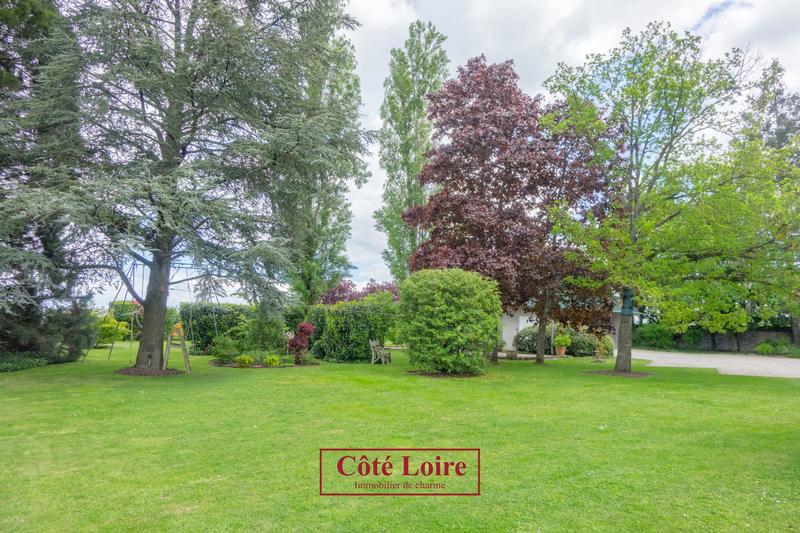 Maison ancienne - 251 m² - 7 pièces