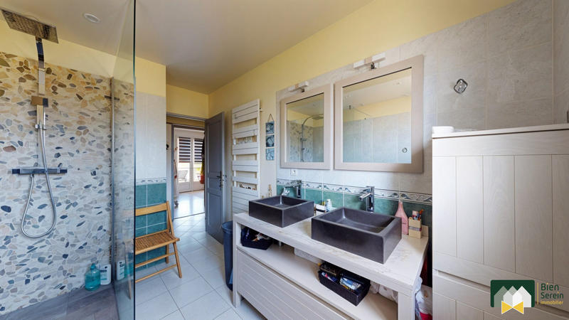 Maison ancienne - 151 m² - 7 pièces