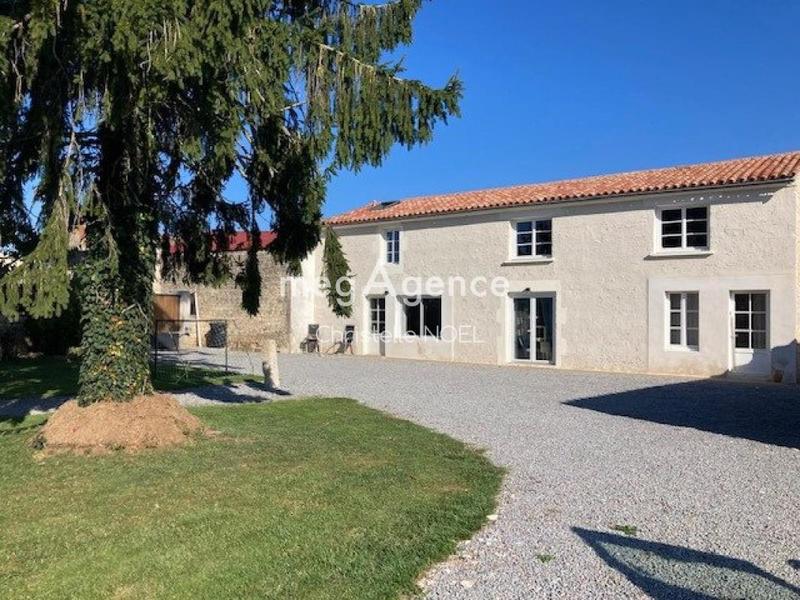 Maison - 194 m² - 7 pièces