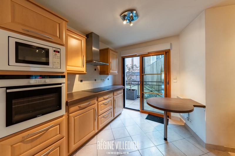 Appartement - 174 m² - 6 pièces