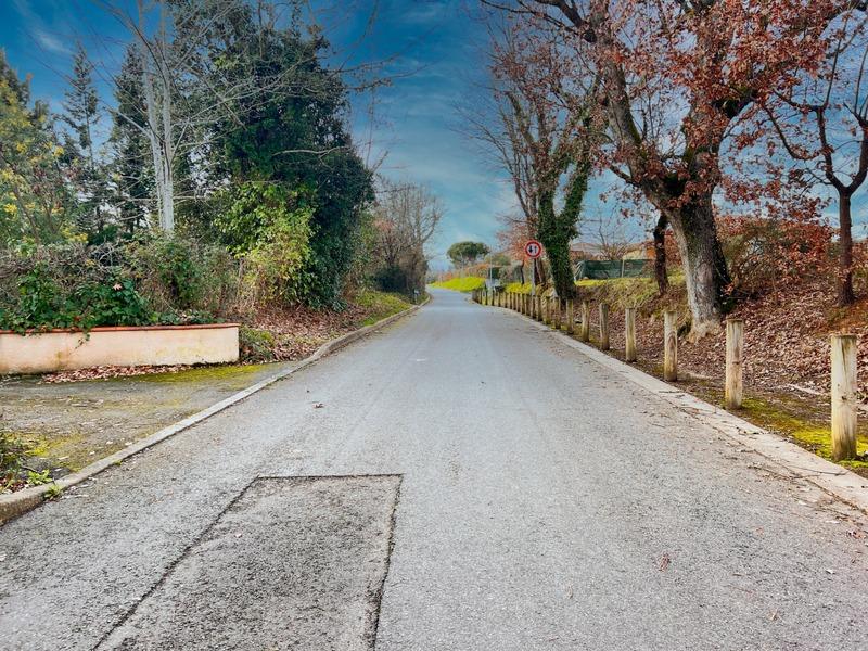 Terrain constructible - 1 470 m²