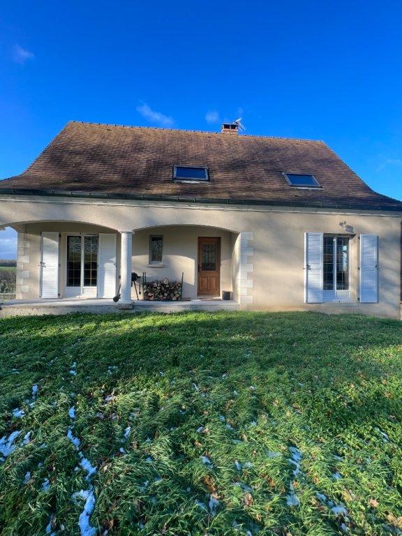 Maison - 185 m² - 6 pièces