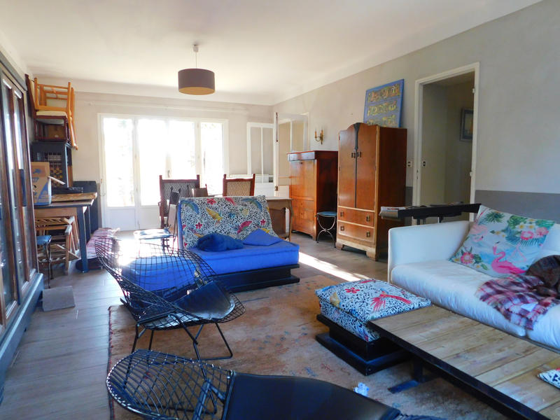 Maison - 200 m² - 9 pièces