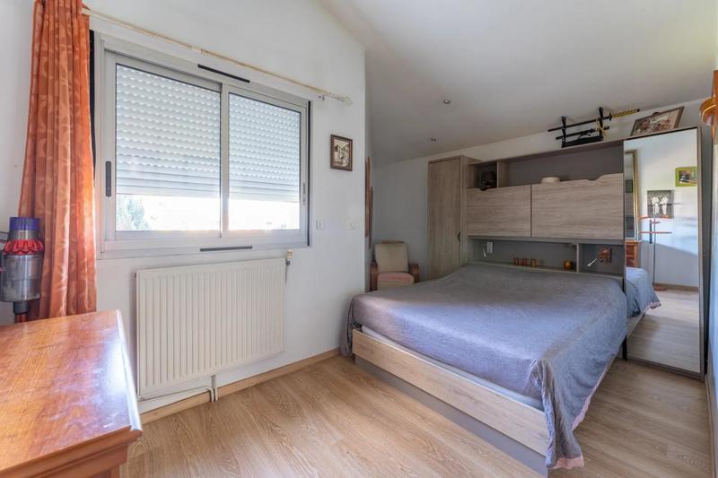 Maison - 196 m² - 6 pièces