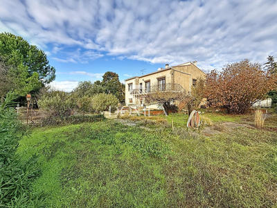 Maison - 222 m² - 10 pièces