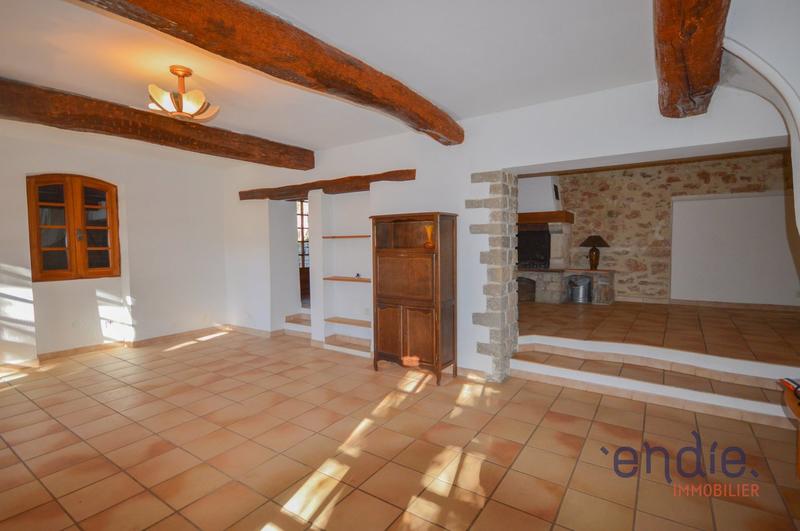 Maison - 180 m² - 5 pièces