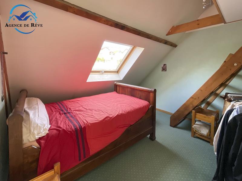 Maison - 200 m² - 6 pièces