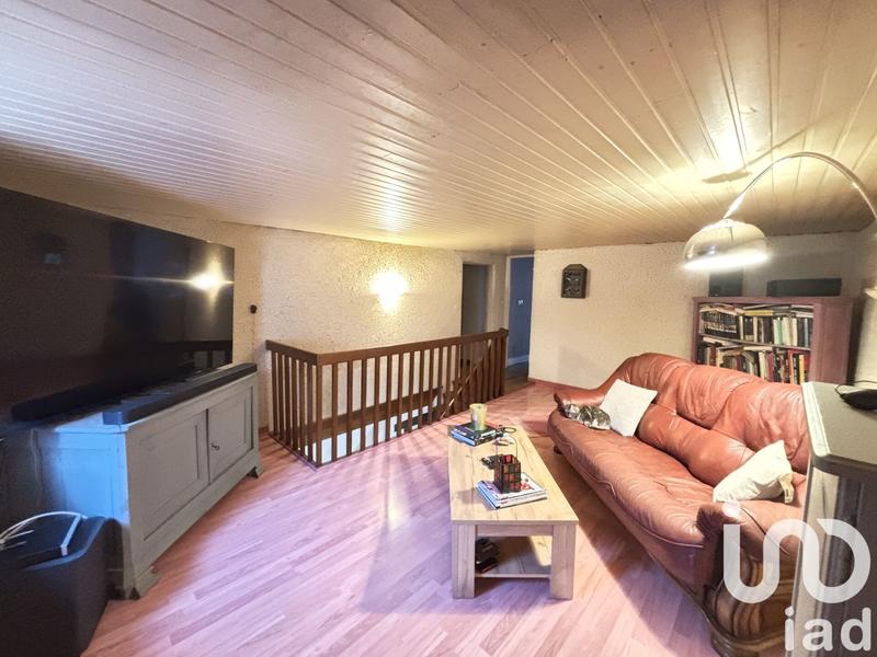 Maison - 313 m² - 6 pièces