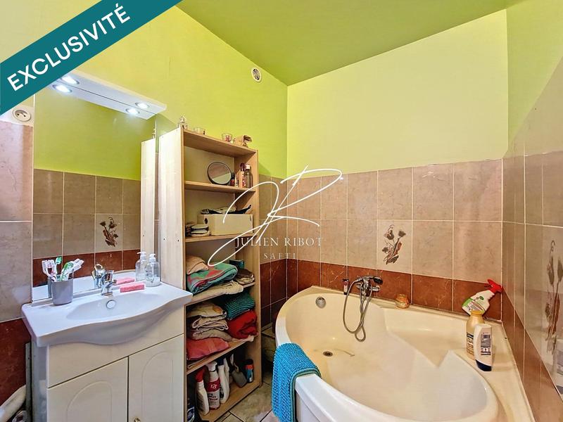 Maison - 165 m² - 6 pièces