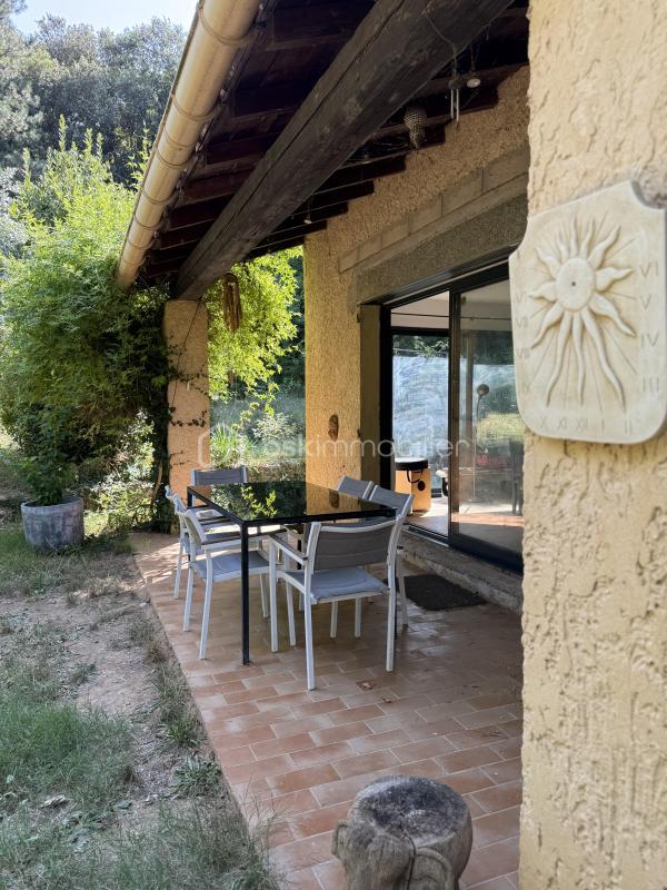 Maison traditionnelle - 93 m² - 3 pièces