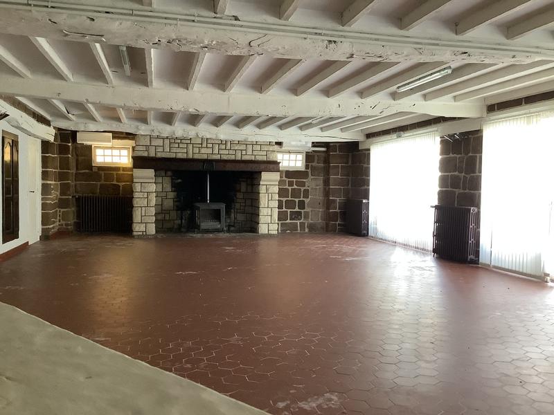 Maison - 732 m² - 23 pièces