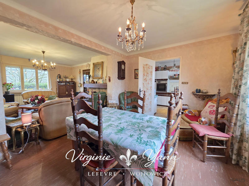 Maison - 105 m² - 5 pièces