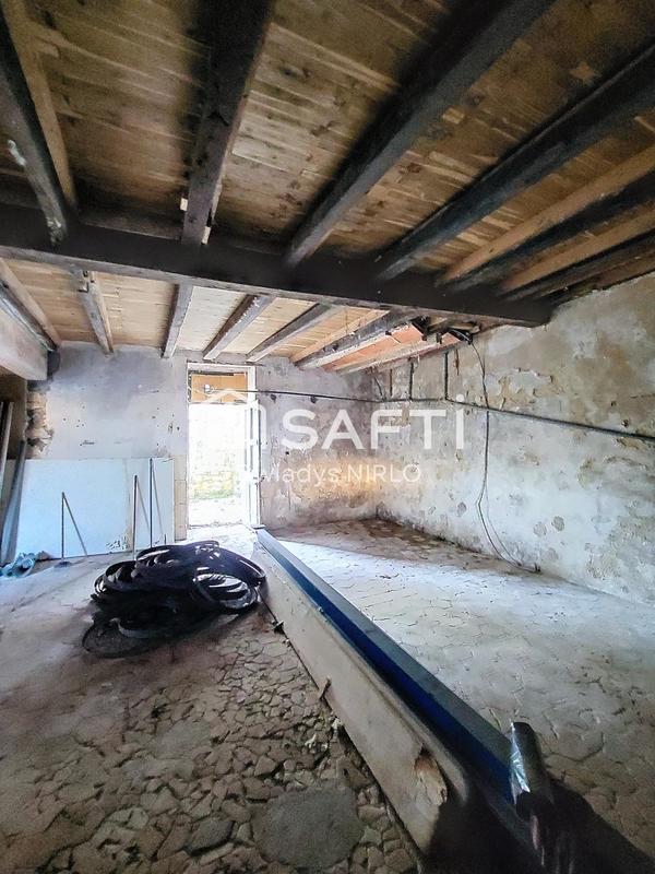 Maison - 180 m² - 4 pièces