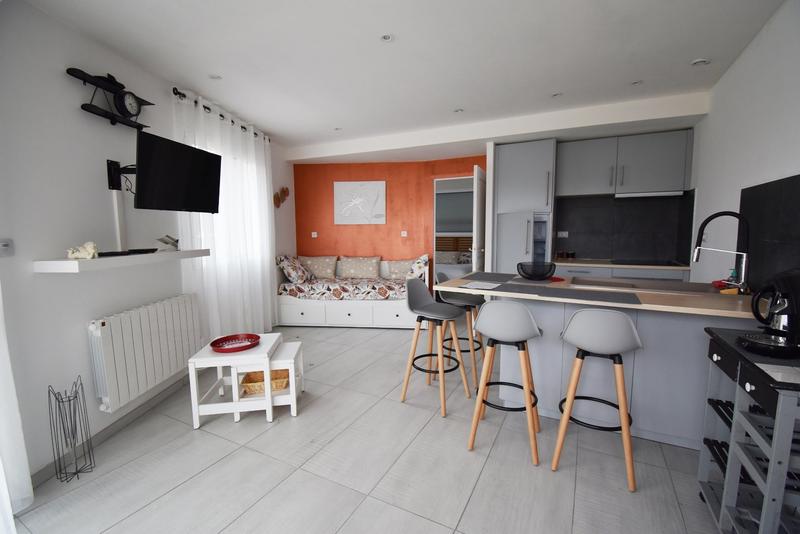 Maison - 349 m² - 10 pièces