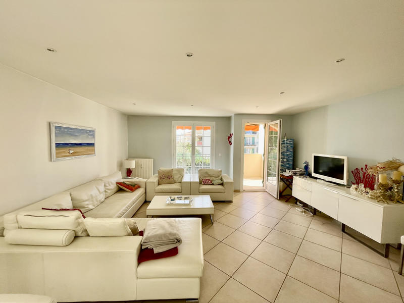 Appartement - 81 m² - 3 pièces