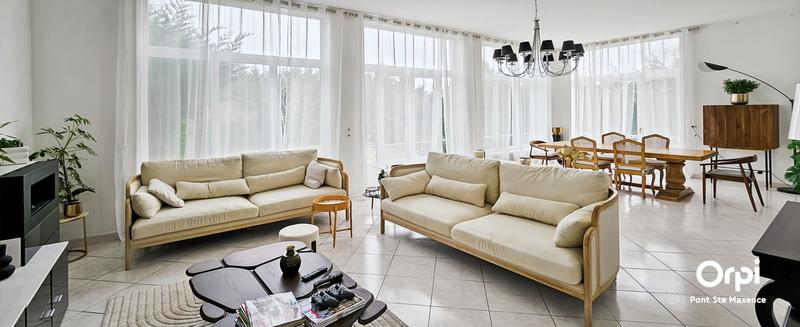 Maison de maîtres - 199 m² - 4 pièces