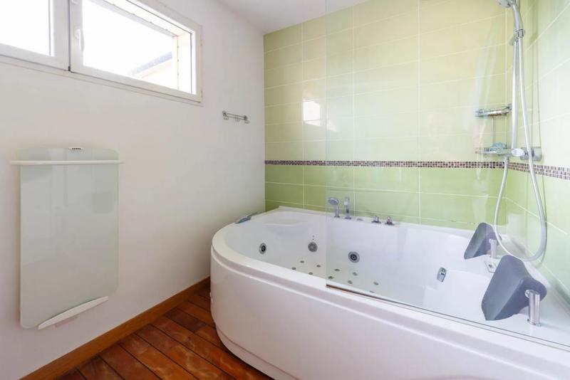 Maison d'architecte - 207 m² - 7 pièces