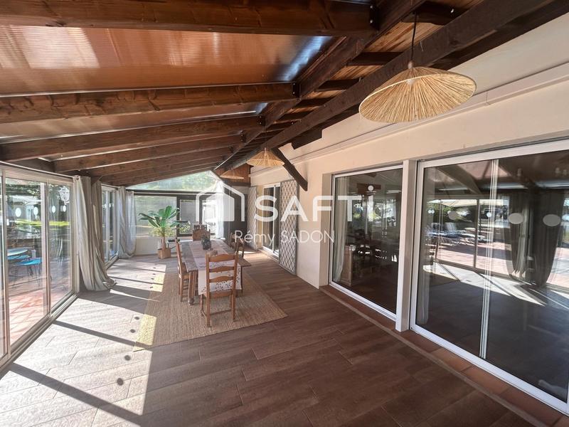 Maison - 171 m² - 6 pièces