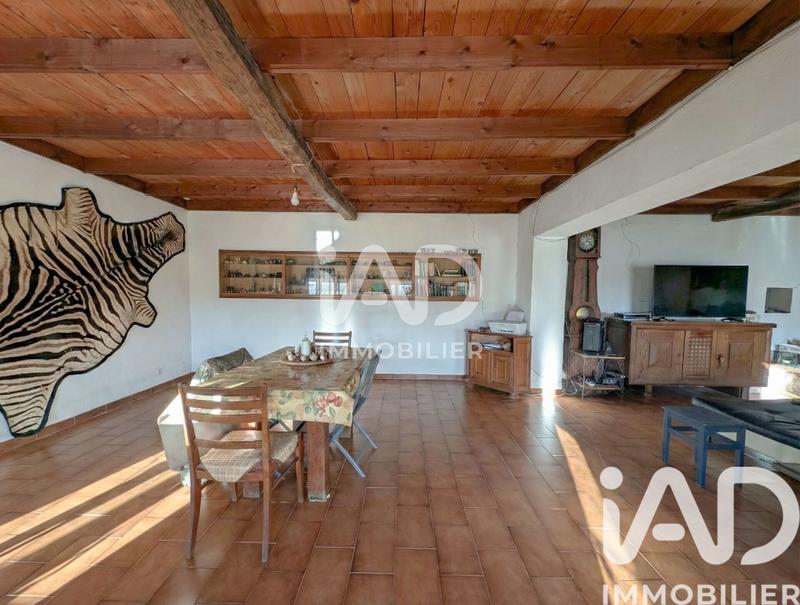 Maison - 122 m² - 4 pièces