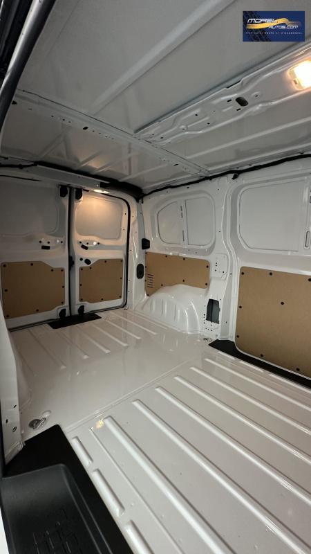 Peugeot Expert III m 2.0 BlueHDi 145ch Eat8