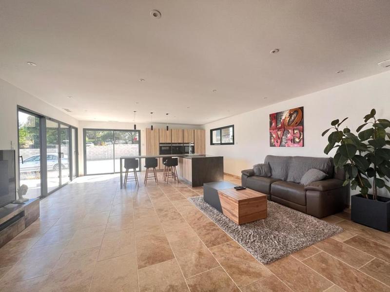 Villa - 117 m² - 4 pièces