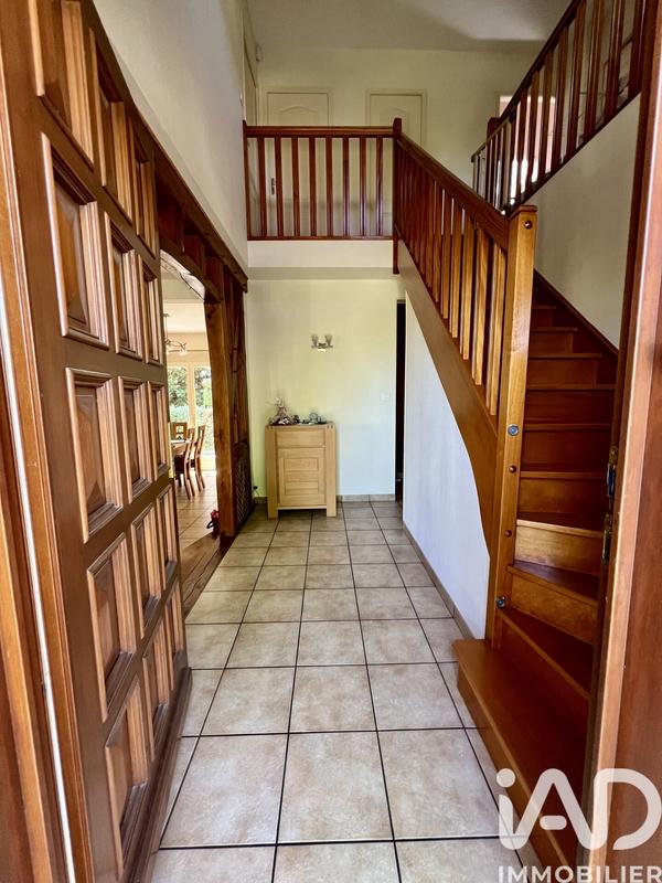 Maison - 159 m² - 5 pièces