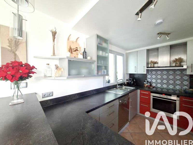 Maison - 122 m² - 4 pièces