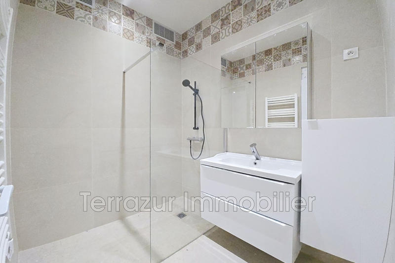 Appartement - 90 m² - 3 pièces