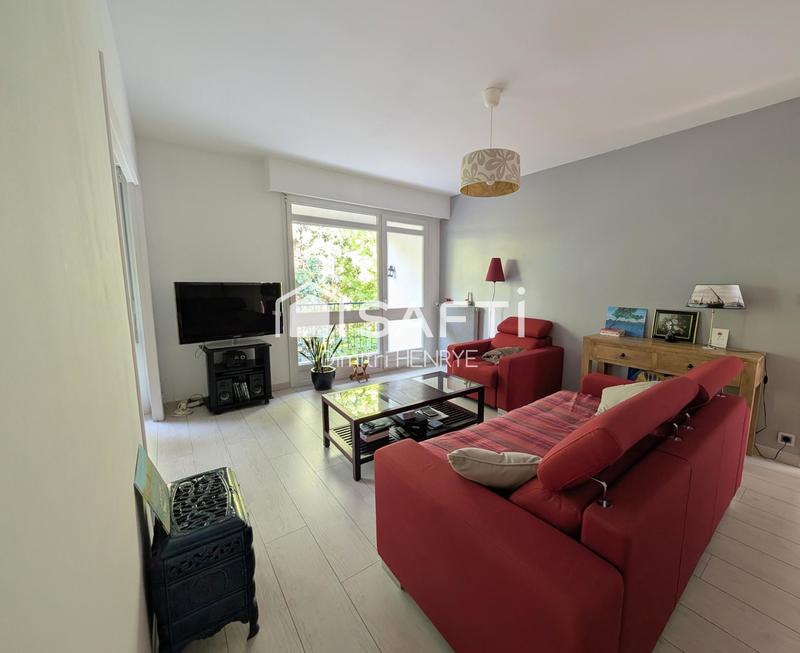 Appartement - 79 m² - 4 pièces