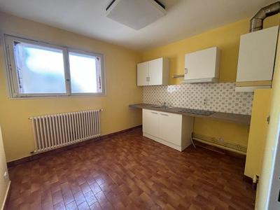 Appartement - 64 m² - 2 pièces