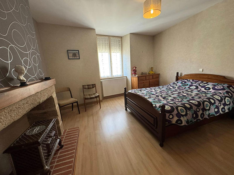 Maison - 283 m² - 11 pièces