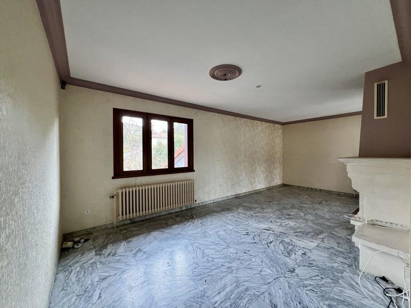 Maison - 96 m² - 5 pièces