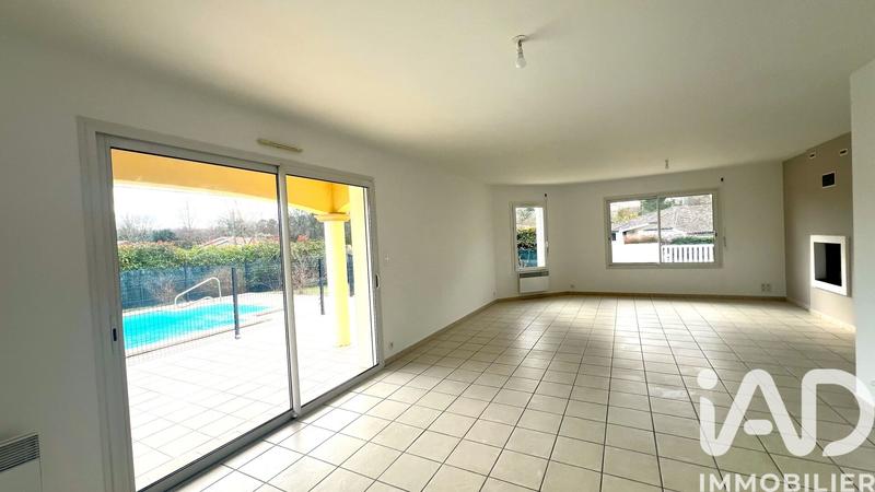 Maison - 120 m² - 5 pièces