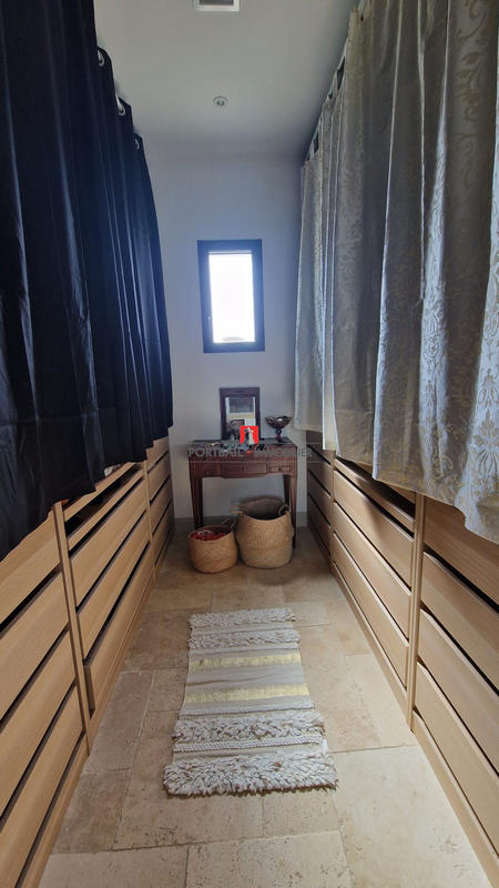 Maison contemporaine - 200 m² - 6 pièces