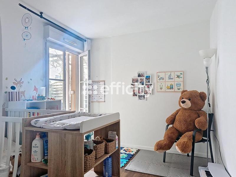 Appartement - 77 m² - 4 pièces