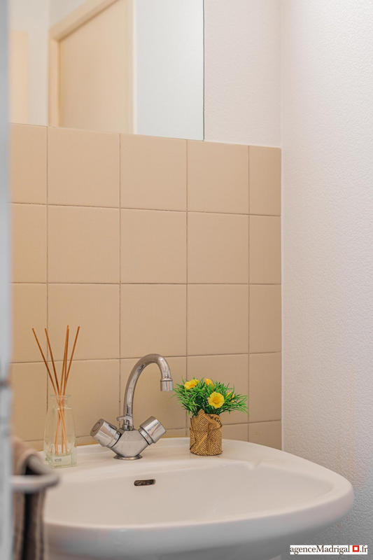 Appartement - 94 m² - 4 pièces