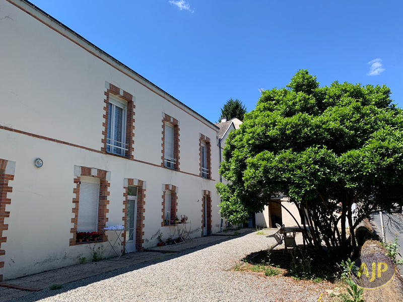 Immeuble - 14 pièces