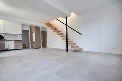 Appartement - 87 m² - 4 pièces