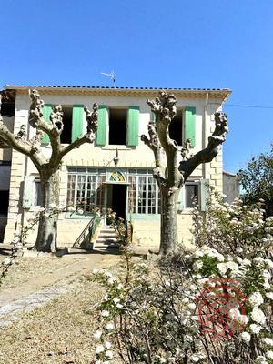 Maison bourgeoise - 130 m² - 5 pièces