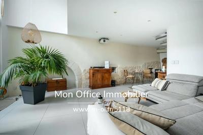 Maison de village - 280 m² - 4 pièces