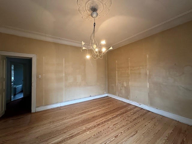 Appartement - 105 m² - 4 pièces